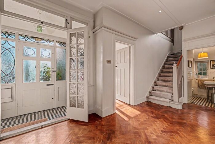 5 Bedroom Semi Detached House For Sale In Anson Road, Willesden Green, London, NW2