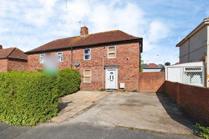 3 Bedroom Semi Detached House For Sale In Honiton Road, Bristol, BS16