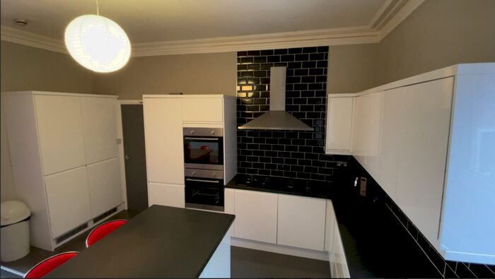 10 Bedroom Terraced House To Rent In Norman Road, Fallowfield, M14