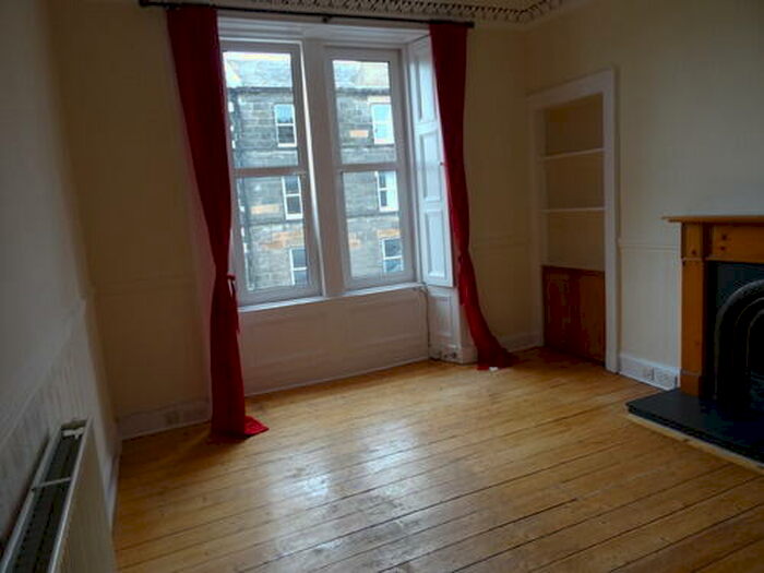 2 Bedroom Flat To Rent In Newhaven Road, Edinburgh, EH6