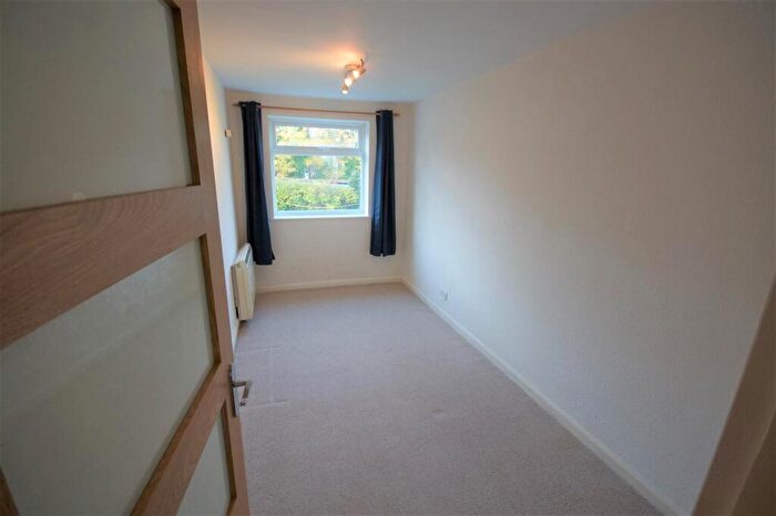 2 Bedroom Apartment To Rent In Park Road, Moseley, Birmingham, B13