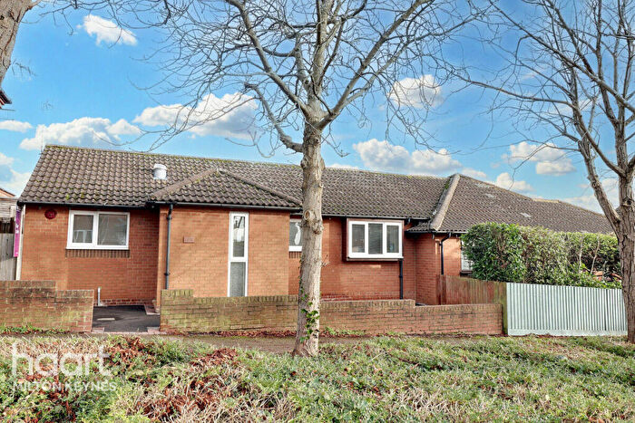 2 Bedroom Bungalow For Sale In Kensington Drive, Great Holm, MK8
