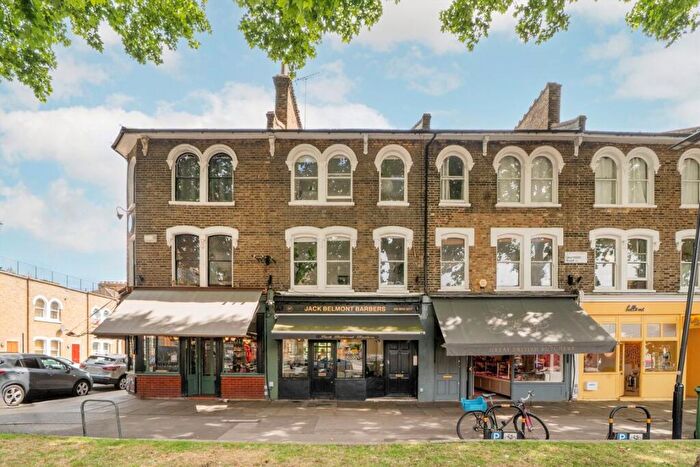 1 Bedroom Flat To Rent In Lauriston Road, Victoria Park, E9