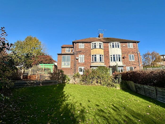 5 Bedroom Semi-Detached House To Rent In Haugh Lane, Sheffield, S11