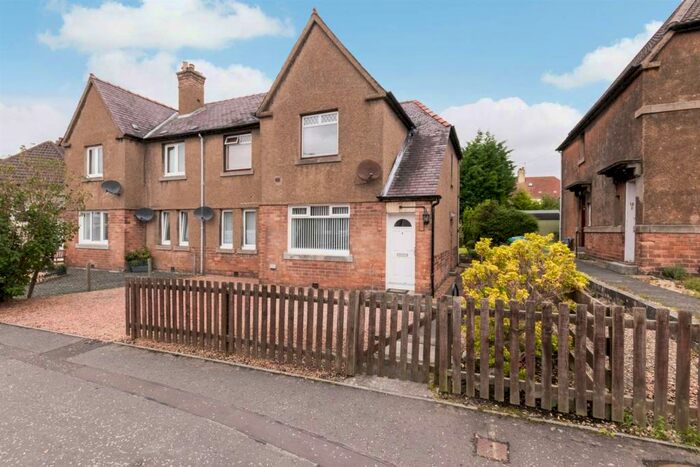 2 Bedroom Flat To Rent In David Street, Dunfermline, KY12