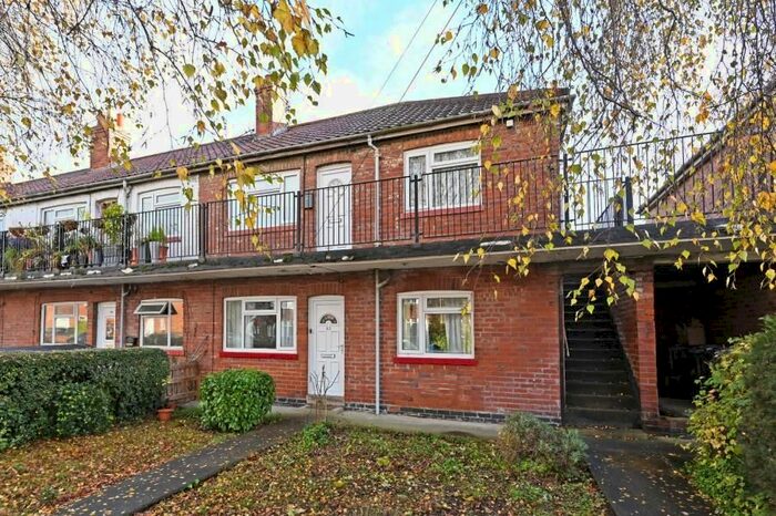 2 Bedroom Flat To Rent In Beech Avenue, Holgate, York, YO24