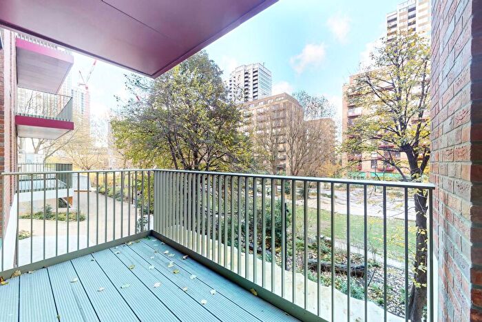 2 Bedroom Apartment To Rent In Parkside, SE17