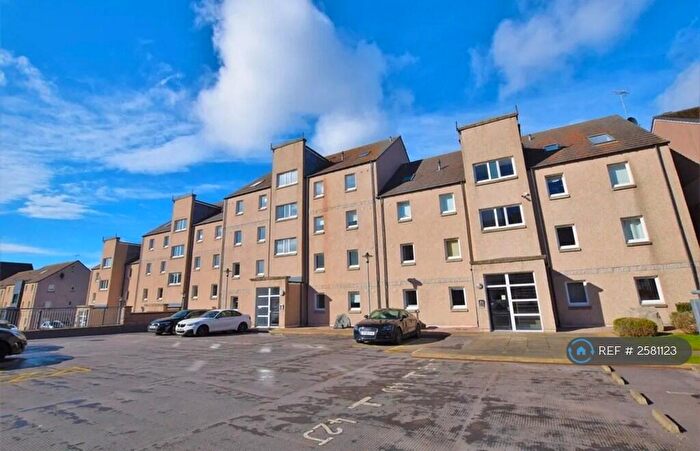 2 Bedroom Flat To Rent In Erroll Street, Aberdeen, AB24