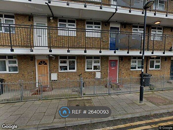 1 Bedroom Flat To Rent In King Court, London, E10