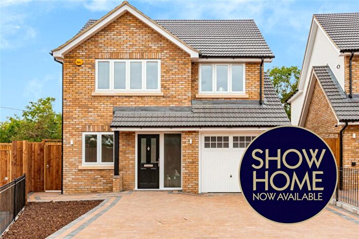 4 Bedroom Detached House For Sale In Sloane Mews, Prospect Road, Hornchurch, RM11