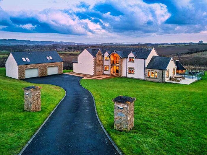 6 Bedroom House For Sale In Craigengall Crofts, Westfield, EH48