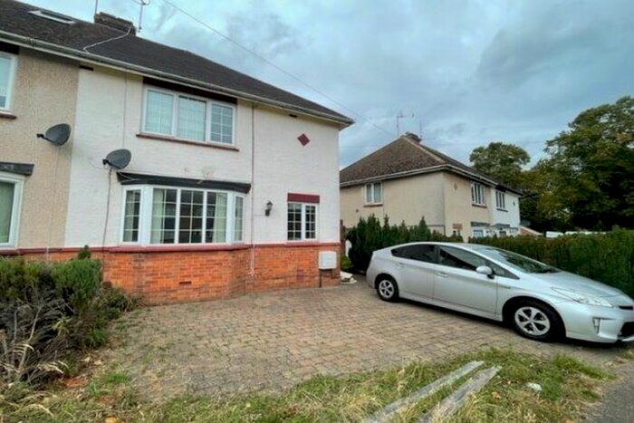3 Bedroom Semi-Detached House To Rent In Chestnut Crescent, Milton Keynes, MK2