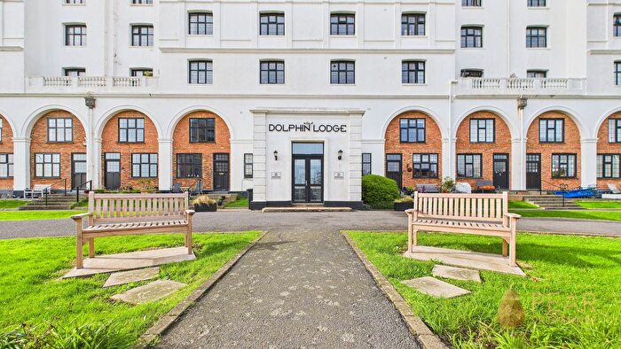 1 Bedroom Flat To Rent In Grand Avenue, Dolphin Lodge Grand Avenue, BN11