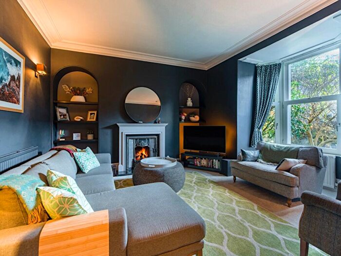 4 Bedroom Terraced House For Sale In Beaconsfield Place, Aberdeen, AB15