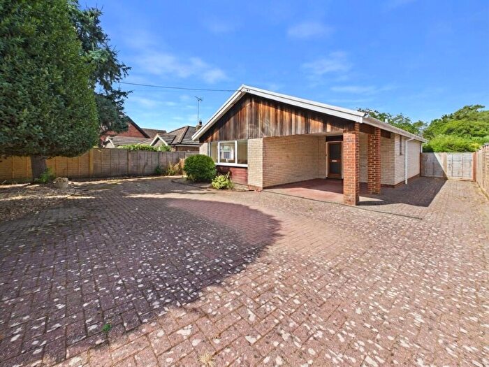 3 Bedroom Detached Bungalow For Sale In Drift Road, Bordon, Hampshire, GU35