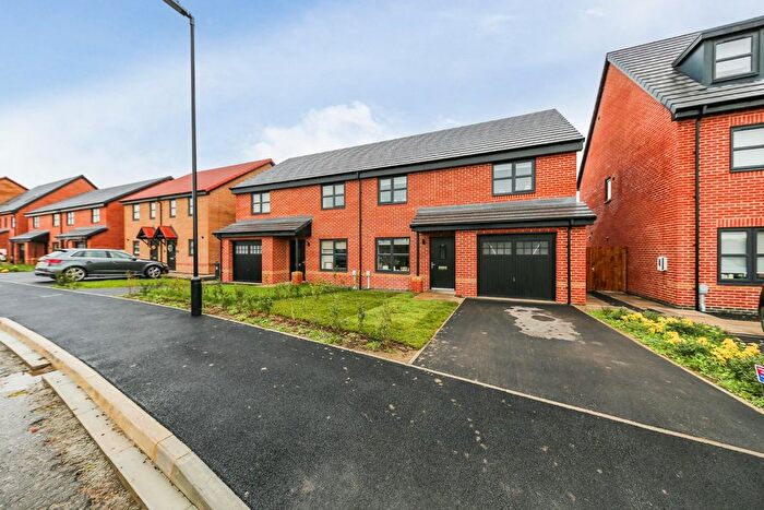 3 Bedroom Semi Detached House To Rent In Kennet Grove, Wallsend, NE28