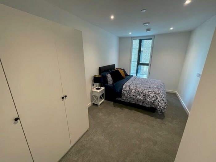 1 Bedroom Flat For Sale In Wharf End, Trafford Park, Manchester, M17