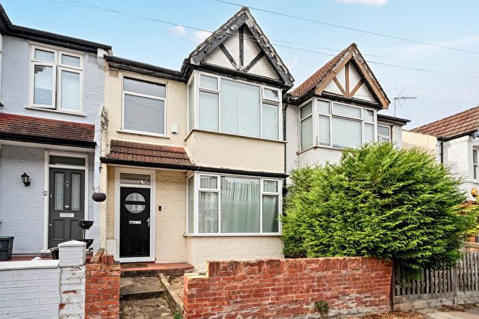 3 Bedroom Terraced House For Sale In Piquet Road, Penge, London, SE20