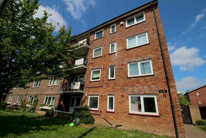 1 Bedroom Flat To Rent In Locksway Road, Southsea, PO4