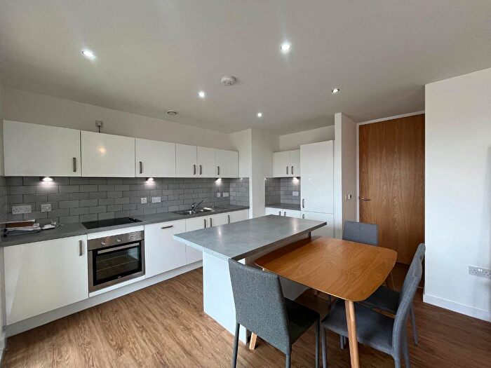 2 Bedroom Apartment To Rent In City Road, Hulme, Manchester, M15