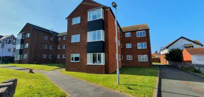2 Bedroom Flat To Rent In Conwy Garth, Trillo Avenue, Rhos On Sea, LL28