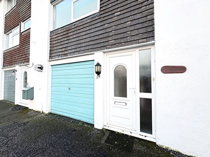 3 Bedroom Town House To Rent In Lisburne Square, Torquay, TQ1
