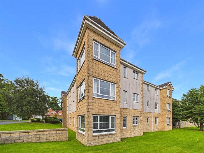 3 Bedroom Flat For Sale In John Neilson Avenue, Paisley, PA1