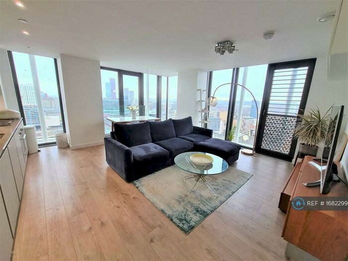 2 Bedroom Flat To Rent In Stratosphere Tower, London, E15