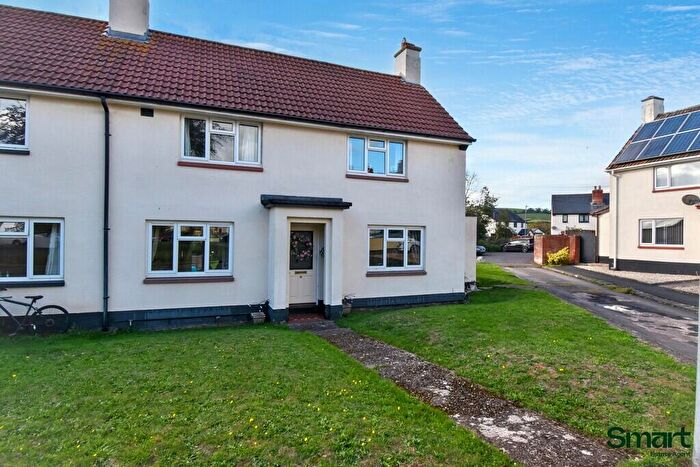 3 Bedroom End Of Terrace House For Sale In Cleaves Close, Thorverton, EX5