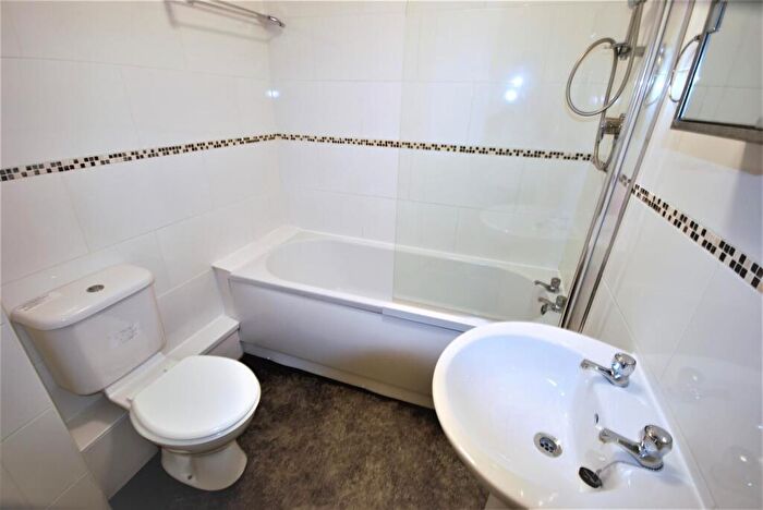 6 Bedroom Apartment To Rent In Station House, Old Warwick Road, Leamington Spa, CV31