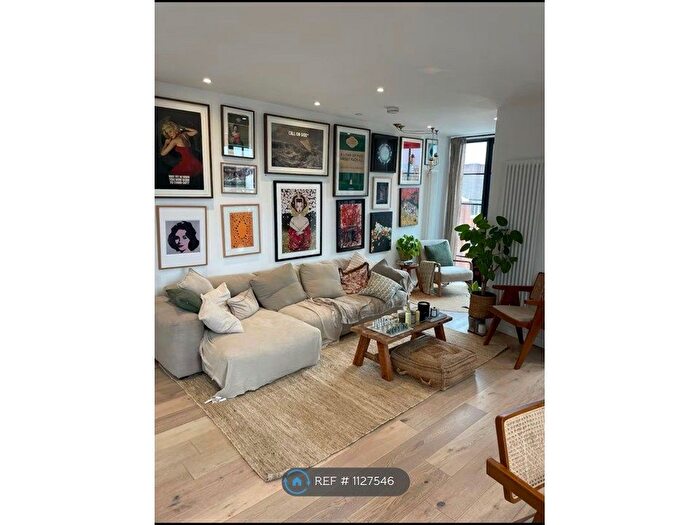 2 Bedroom Flat To Rent In Berkshire Road, London, E9