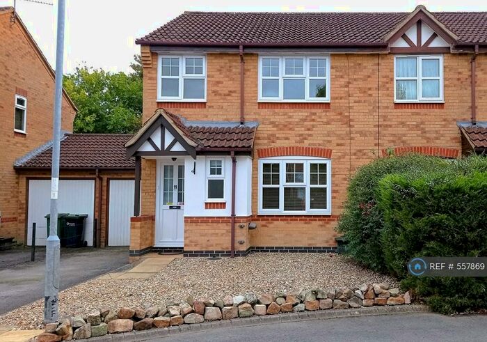 3 Bedroom Semi-Detached House To Rent In Cheltenham Drive, Chippenham, SN14
