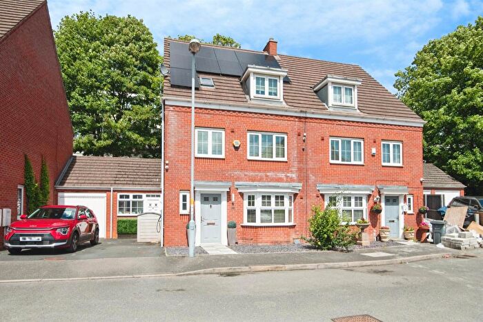6 Bedroom Semi-Detached House For Sale In Scholars Close, Birmingham, B21