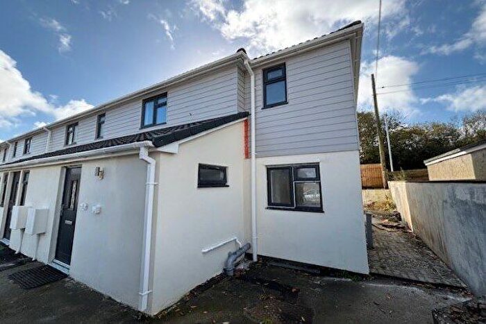 3 Bedroom End Of Terrace House To Rent In Penstraze Lane, St. Austell, PL26