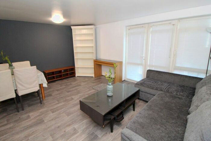 2 Bedroom Flat To Rent In Beauchamp House, Greyfriars Road, Coventry, West Midlands, CV1