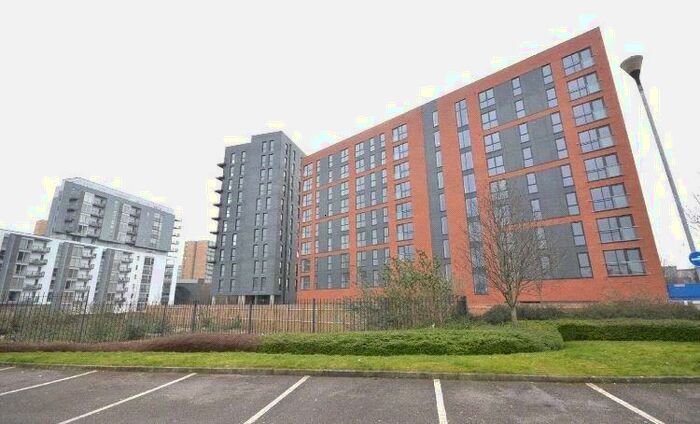 3 Bedroom Apartment To Rent In The Riley Building, Lowry Wharf, Salford, M5