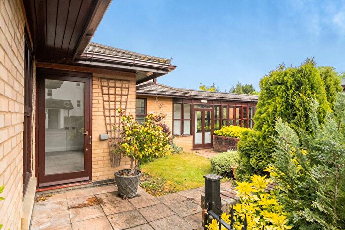 1 Bedroom Flat To Rent In Windrush, Thamesfield Village, Henley-On-Thames, RG9