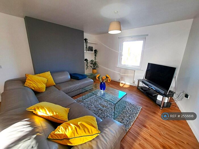 3 Bedroom Penthouse To Rent In Woolmonger Street, Northampton, NN1