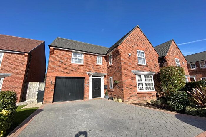 4 Bedroom Detached House For Sale In Colstone Close, Wilmslow, SK9