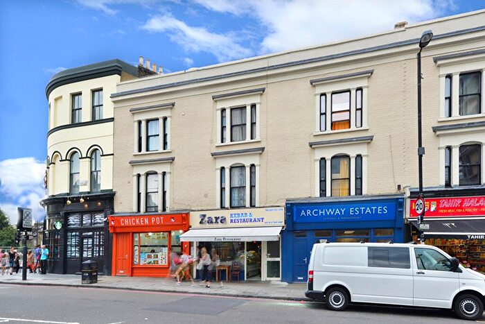 3 Bedroom Flat To Rent In Archway, London, N19