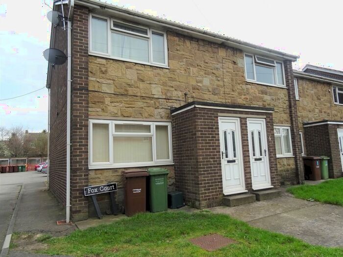 2 Bedroom Flat To Rent In Fox Court, Durkar, Wakefield, WF4