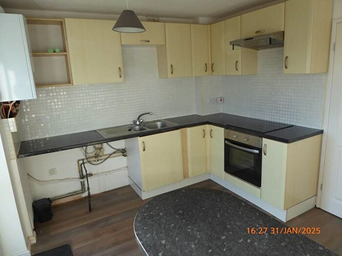 2 Bedroom End Of Terrace House To Rent In Bryn Gorwel, Carmarthen, SA31
