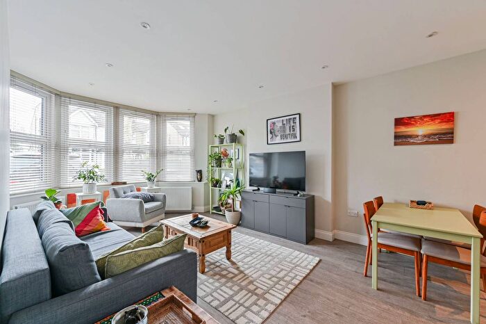 1 Bedroom Flat To Rent In Northampton Road, Croydon, CR0