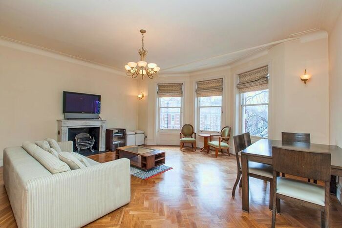 2 Bedroom Flat To Rent In Old Brompton Road, Earls Court, SW5