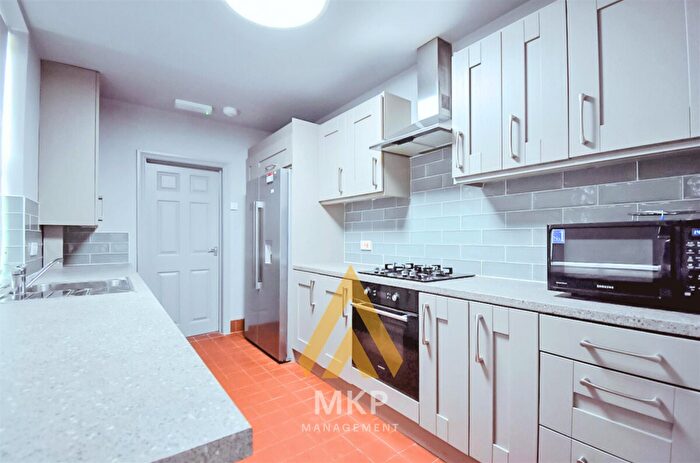 5 Bedroom Terraced House To Rent In Raddlebarn Road Selly Oak, B29