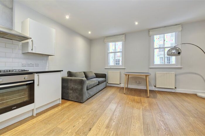 2 Bedroom Flat To Rent In Portobello Road, London, W11