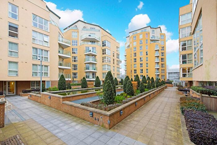 2 Bedroom Apartment To Rent In Water Gardens Square, Dovecote House Water Gardens Square, SE16