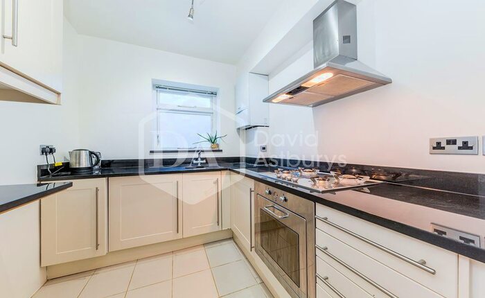 3 Bedroom Terraced House To Rent In Arlington Road, Southgate, London, N14