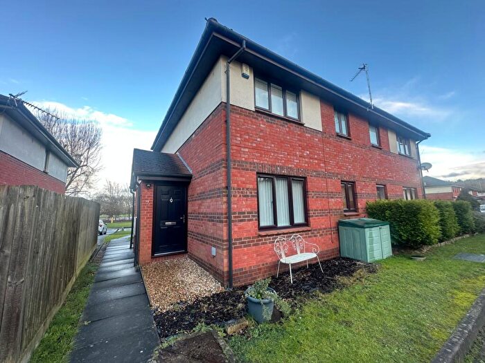 1 Bedroom Cluster House To Rent In Amherst Court, Willen, Milton Keynes, MK15