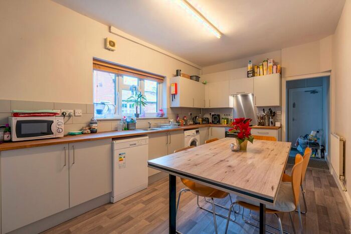 5 Bedroom Terraced House To Rent In Richmond Road, Lincoln, LN1